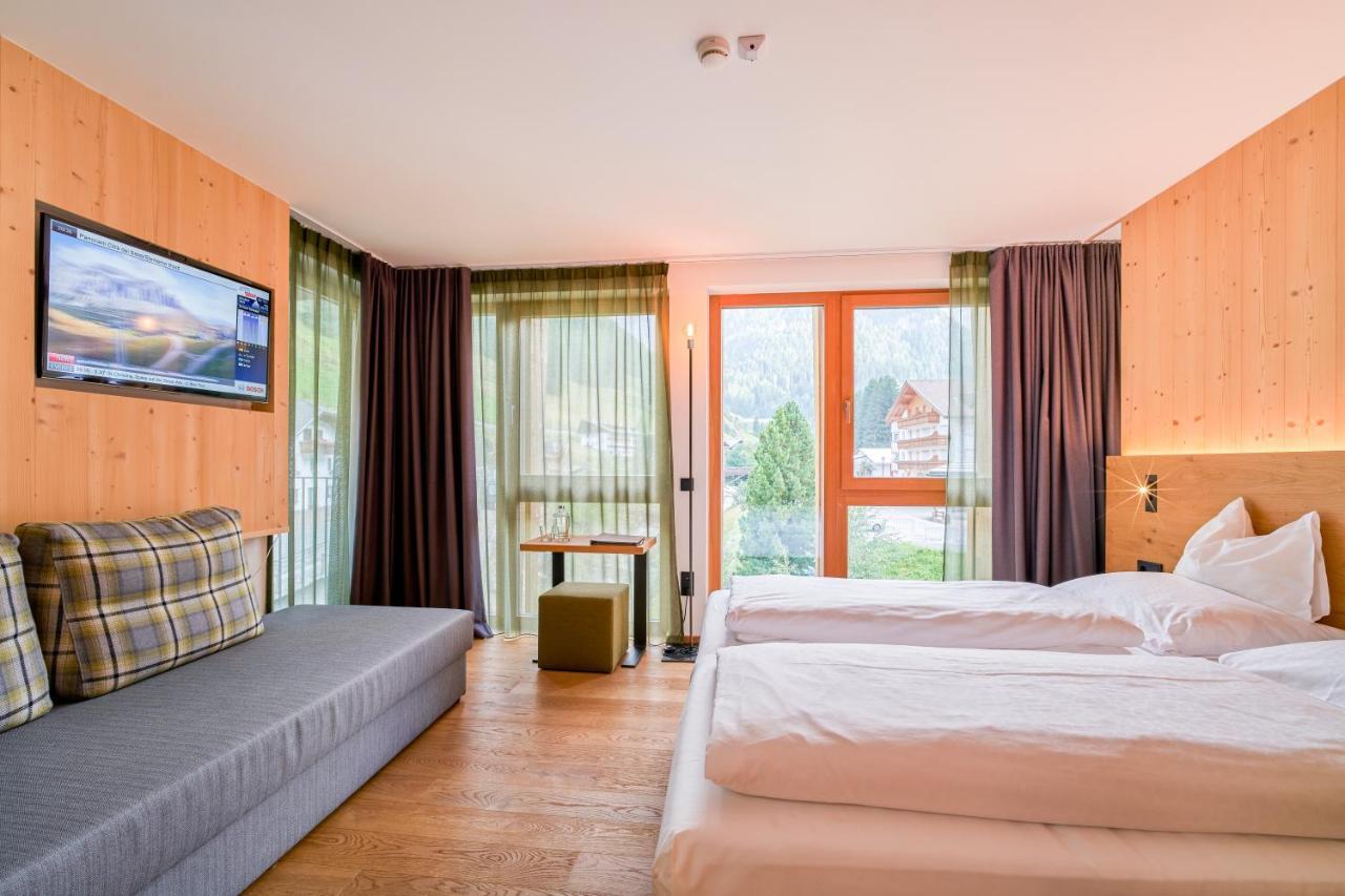 Mountain Design Hotel Edenselva Luaran gambar
